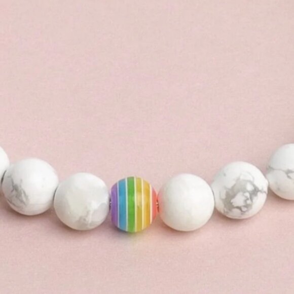 Vitality Extracts White Howlite Rainbow Diffuser Bracelet / BRAND NEW - Picture 6 of 7